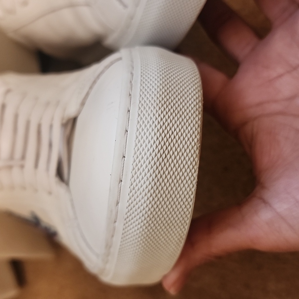 Givenchy Urban Street Leather Sneakers - Picture 8 of 16